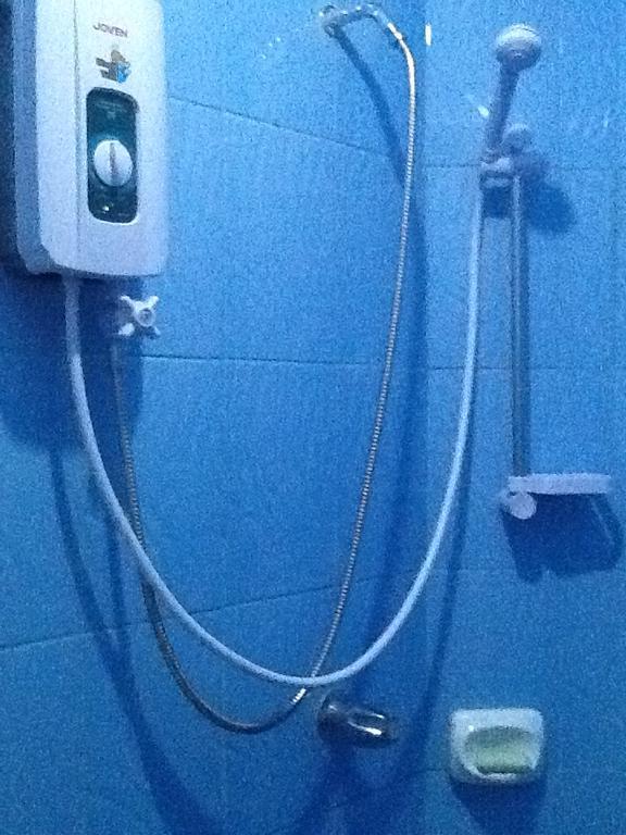 Angeles City Guesthouse Bagian luar foto